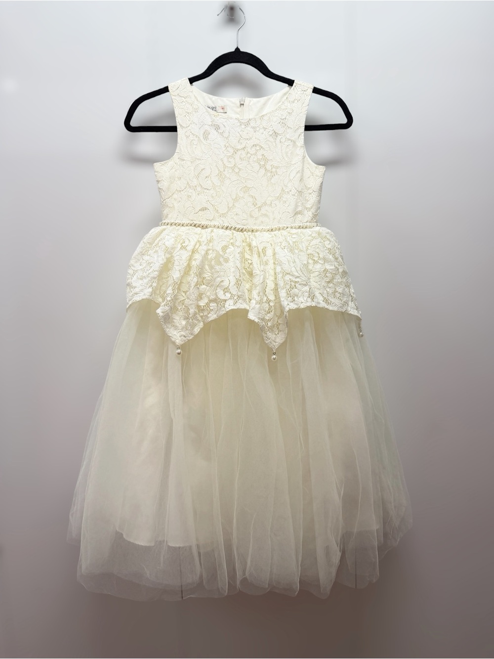 Badgley Mischka Ivory Lace Peplum Tulle Flower Girl’s Dress Size 8 Halloween